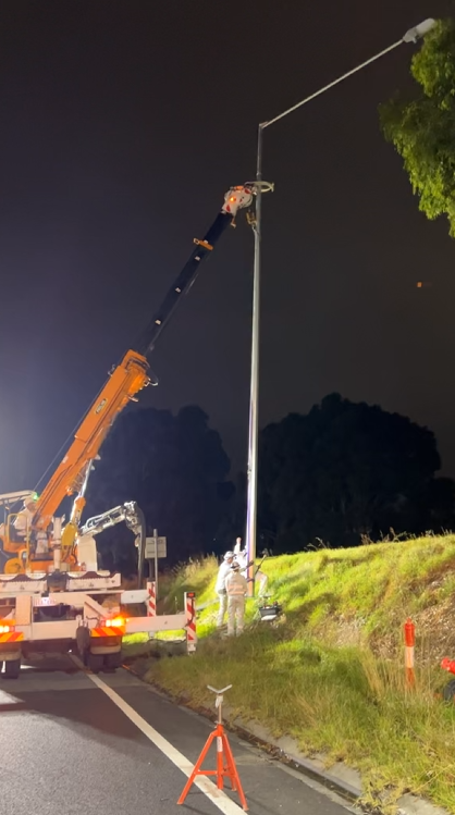 ITS Public Lighting Pole Standing Systems
