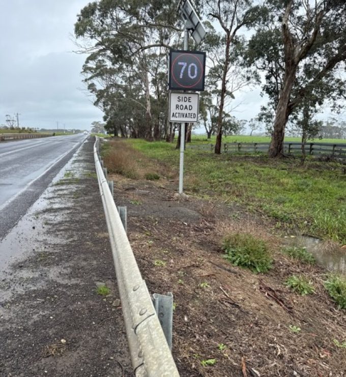 Side Road Activated Speeds (SRAS): Improving Road Safety